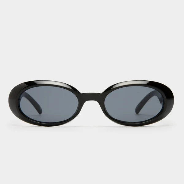 Le Specs Work It- Black