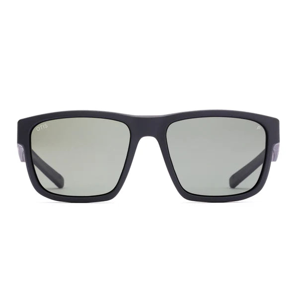 Matte Black / Grey Polar



Request answers the call of fashion meets function in a high-coverage frame with subtle blinders to increase glare protection and Italian-made ecogrilamid for ultra-lightweight durability. Elite capabilities and comfort to wear all day everyday.