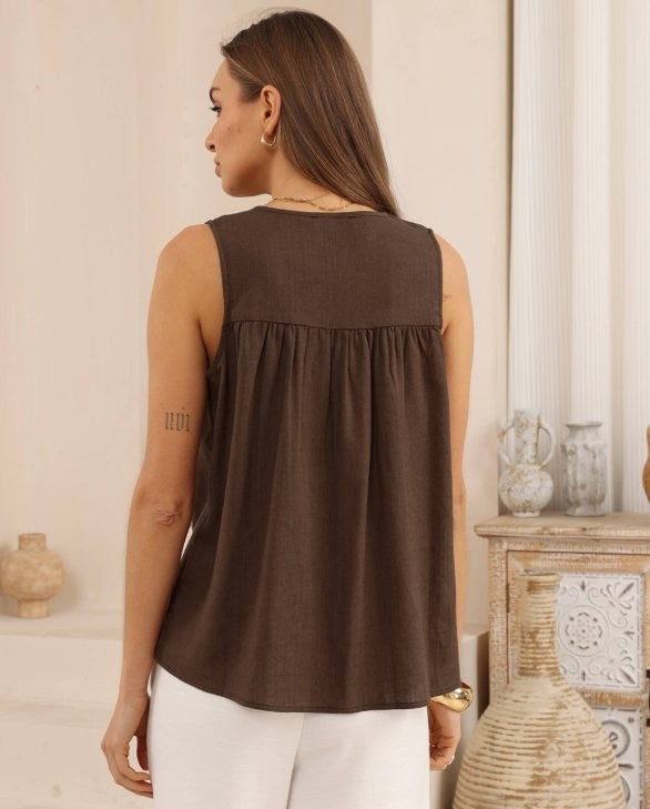 Soft, effortless, quietly elevated.

Meet the Sophia Top – Iris Maxi, your go-to piece for looking polished without overthinking it. From slow mornings to sunset plans, this top moves with you, making every outfit feel intentional, relaxed, and effortlessly chic.