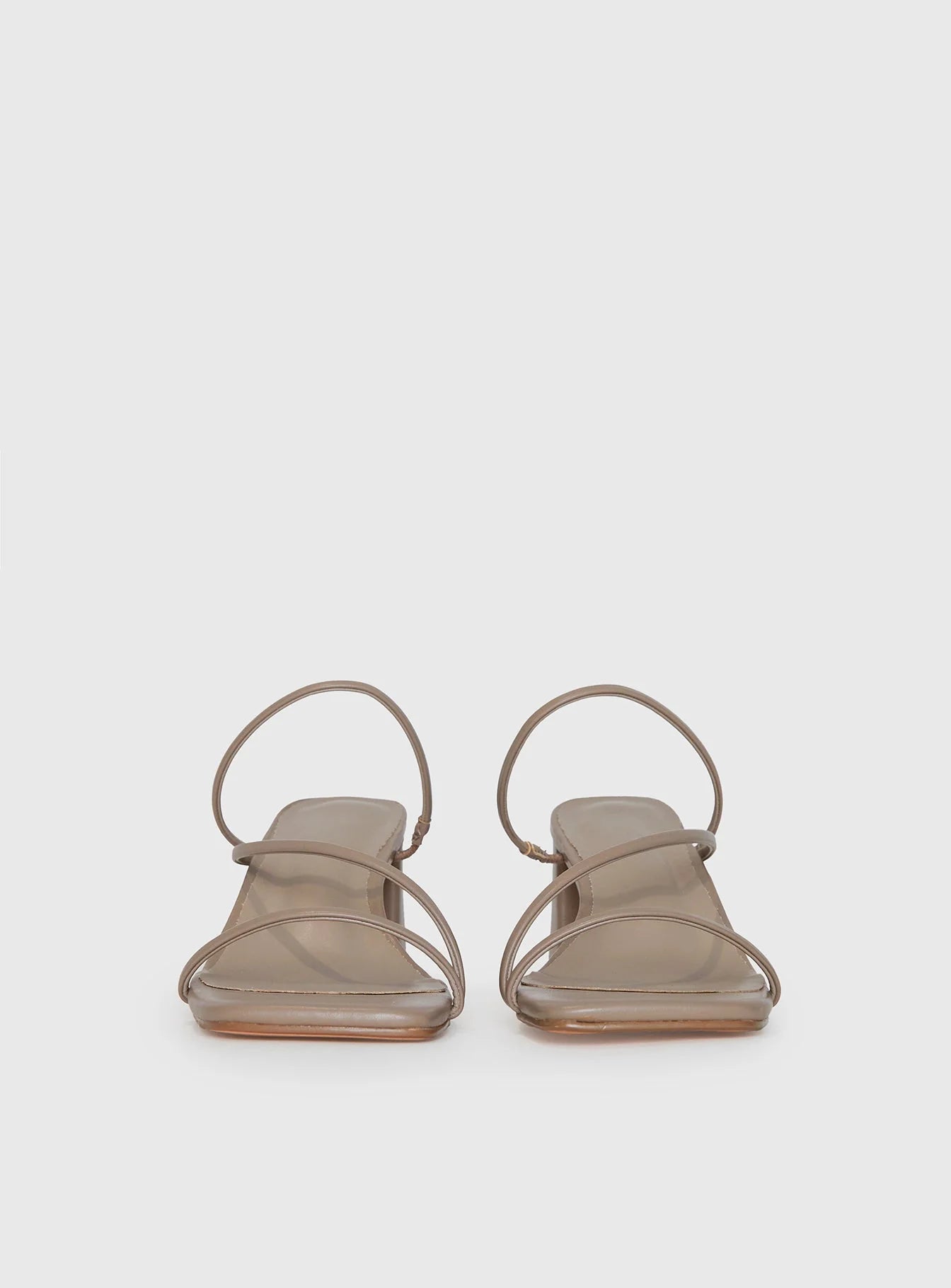 Yazmin 2.0 by Billini is a classic block heel mule.

Best-selling cult style Yazmin has been given a contemporary refresh, featuring a new slim-line, flared block heel and slightly padded footbed.