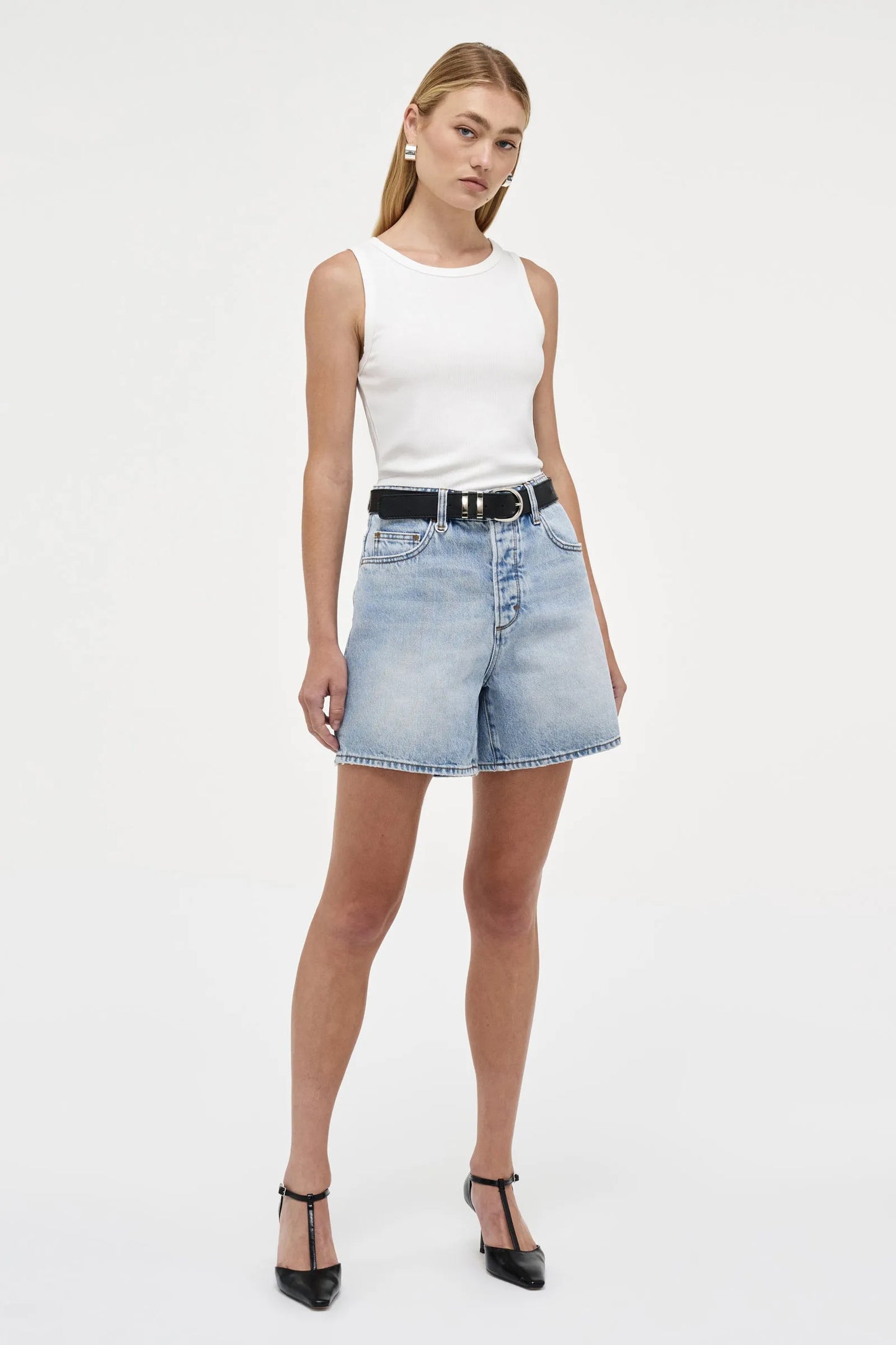 Your throw-on-and-go denim short that somehow makes every outfit look intentional.

Meet your new warm-weather obsession: the Neuw Eva Short – Passenger Light Vintage Indigo. These are the kind of shorts you reach for without thinking, and somehow end up wearing on repeat all season. Relaxed, a little structured, and effortlessly cool, they’ve got that “I just threw this on but still look put-together” energy nailed.