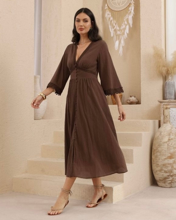 Bella Midi Dress - Brown - Iris Maxi

The Bella Midi Dress combines timeless elegance with thoughtful design details. Crafted in a rich chocolate brown, this midi dress features a flattering V neckline and refined hem finish on the sleeves for a polished look. Perfect for both everyday wear and special occasions, the sophisticated colour and careful tailoring make this piece a versatile addition to any wardrobe.