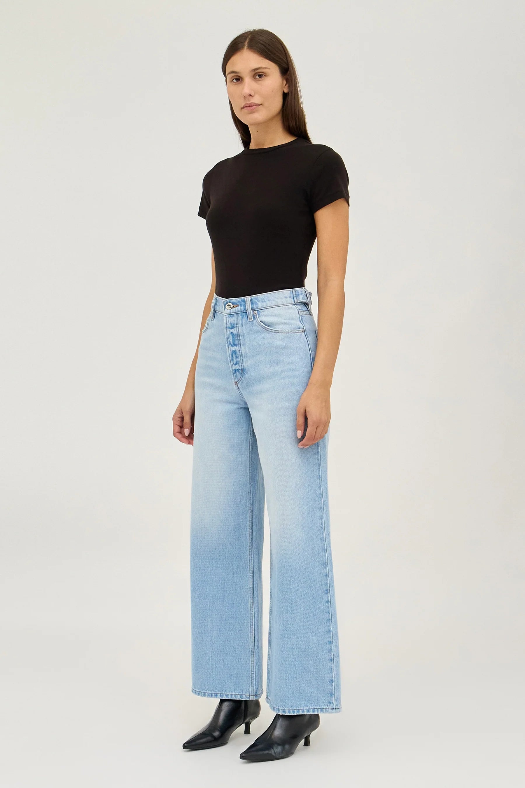 Relaxed Sailor is a high-rise jean with a relaxed A-line wide leg, designed to sit loose off the body.