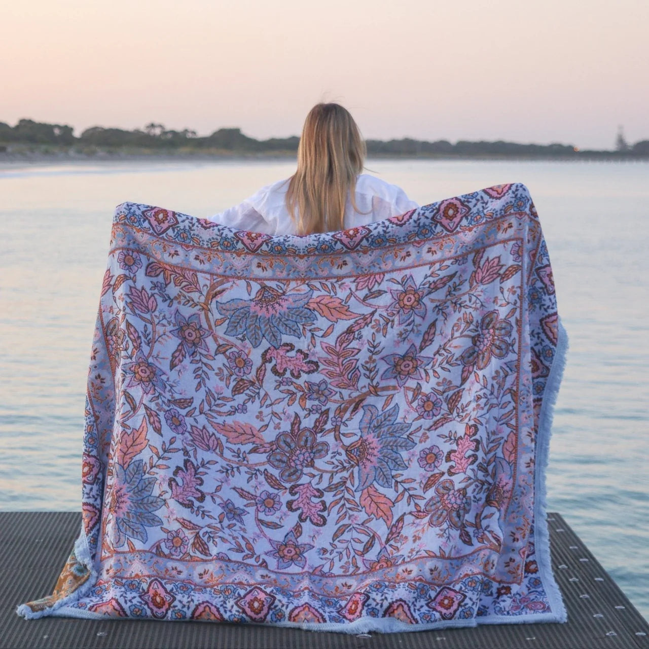 Fleur Rug - Isla

Our Fleur boho picnic rug is a dreamy colour burst of blue, turquoise, pink and brown. Created to brighten up any space, the beautiful, feminine colours blend seamlessly into any bohemian interior. Roll the Fleur picnic blanket up for a day of sunshine and wanderlust with family and friends. 

- Made with 100% cotton 

- One-colour tassel trim around the rug

- Extra large picnic rug - approx 205 x 160cm which comfortably fits 4 people

- Pictures show the length of the picnic rug 