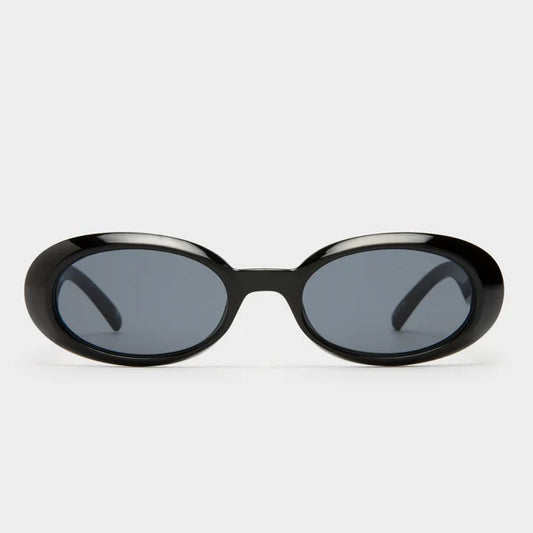 Le Specs Work It- Black