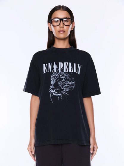 Ivy Relaxed Cheetah Tee - Ena Pelly 
A vintage-washed black tee designed with a crew neckline and a slightly oversized fit for effortless, everyday wear.

Relaxed fit
Crew neckline
Slightly oversized silhouette
Vintage-washed finish