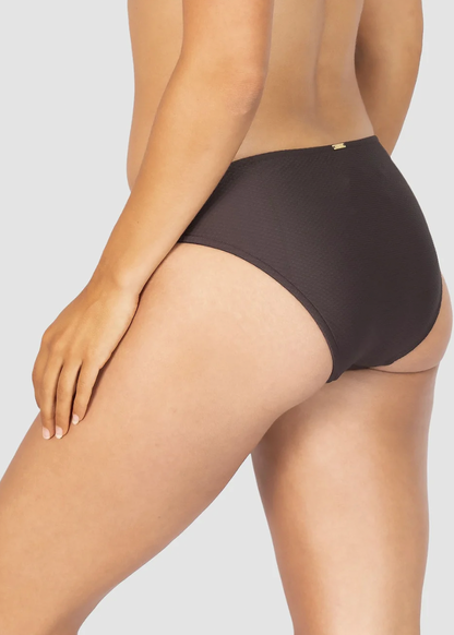 Baku Swimwear 

Designed for the modern woman- Rococco is our best-selling solid fabrication that is buttery soft, yet sophisticated and structured. Rococco provides flattering shaping power that ensures confidence and elegance. 

Baku's Rococco Ladder Lace Regular Bikini Pant features a regular coverage bottom with ladder lace detailing. 

Regular bottom coverage
Ladder lace detailing
Fabric: Textural 
Fabric: 85% Polyamide 15% Elastane
Fabric: Developed in Spain
Designed in Australia
