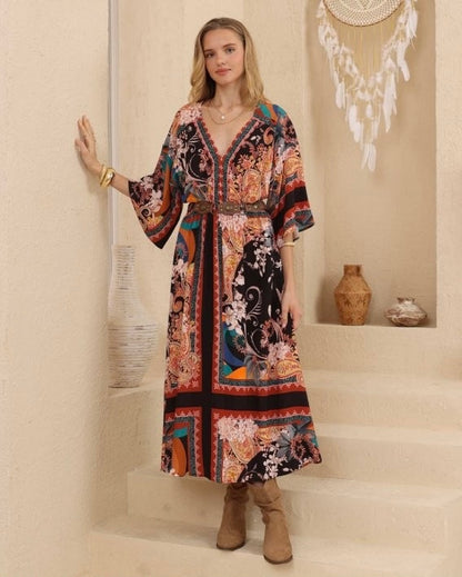 Helen Maxi Dress - Noir - Iris Maxi
The Helen Maxi Dress in Noir features a stylish new pattern in a flattering maxi length. Versatile neckline styling lets you tie it up for a polished look or leave it hanging for an effortless vibe. Perfect for any occasion, this dress combines contemporary design with comfortable, easy-to-wear elegance.