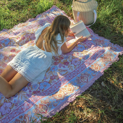 Daisy Picnic Rug - Isla 

Daisy captures the softness of a sun-lit garden, woven in a feminine palette of blush, blue and orange tones. Its boho floral print brings a nostalgic, free-spirited beauty to picnics and slow afternoons outdoors. A piece made to elevate simple moments into memories.

- Made with 100% cotton

- One-colour tassel trim around the rug

- Extra large picnic rug - approx 200 x 160cm which comfortably fits 4 people
