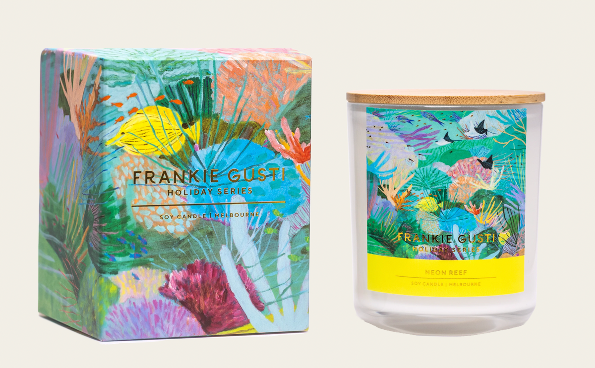 Frankie Gusti Holiday series Neon Reef
A world alive with impossible colour. Sea glass tucked into sandy pockets, sunlight filtering through turquoise water and coral stretching endlessly below.

Notes 
Green Apple • Finger Lime • Cucumber
Honeydew • Jasmine • Orange Zest
Musk • Sea Salt • Amber

50hr burn
100% pure soy wax
Lead free cotton wick
Cruelty free + vegan
Hand poured in the Yarra Valley | Melbourne

Artwork by Janey Forbes- Underwater Love