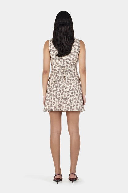 Your go-to mini, but make it effortlessly chic.

The June Mini Skirt by Ownley is made from lightweight rayon that drapes smoothly over the body. Designed to sit at a mid to low rise, it offers a sleek, minimal silhouette with gentle shaping at the hips and a soft flare at the hem. Easy to style, it pairs seamlessly with the Eileen Cami for a coordinated look.