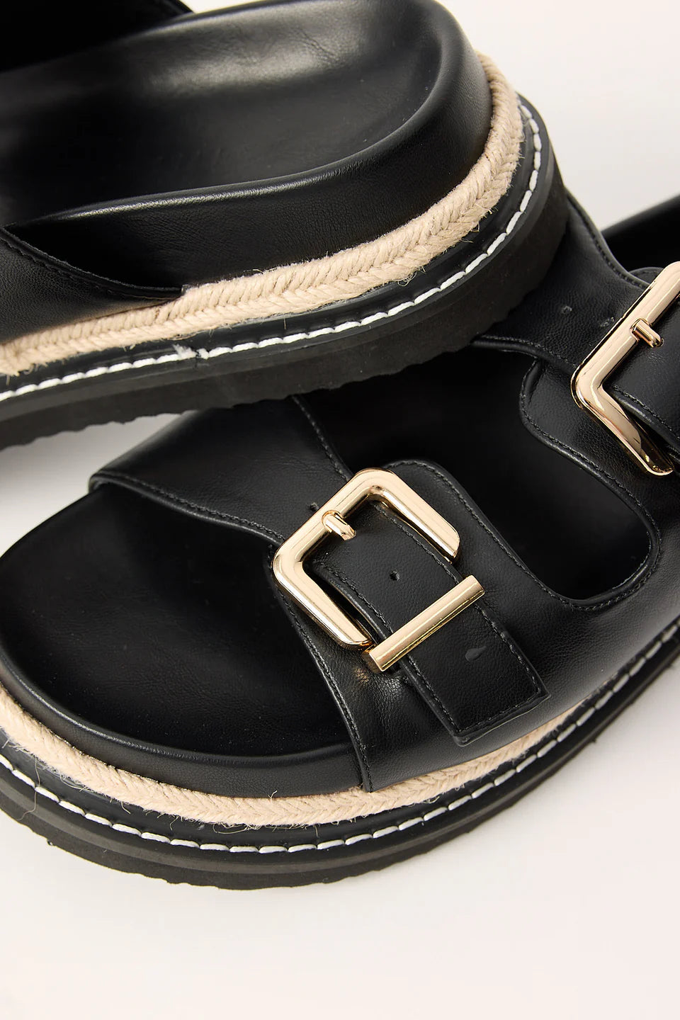 Alder Slides Black