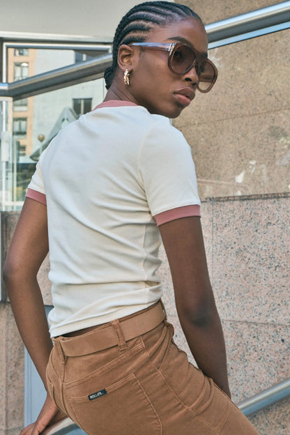 Based on our best selling Classic Tee, our Classic Ringer Tee is a slim crew neck t-shirt with contrast bind around the neck and cuffs