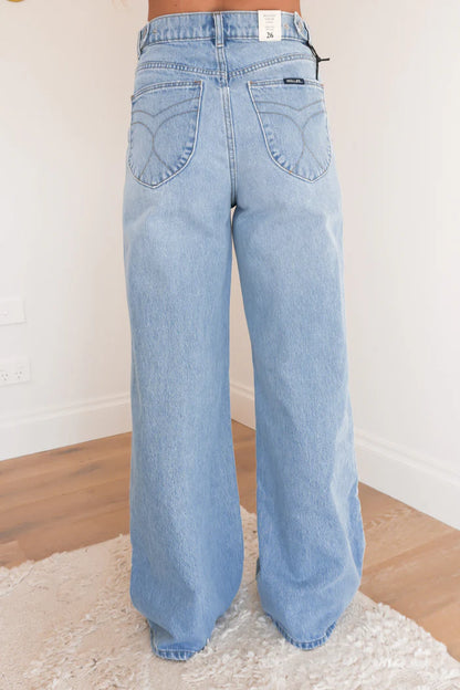 Relaxed Sailor is a high-rise jean with a relaxed A-line wide leg, designed to sit loose off the body.