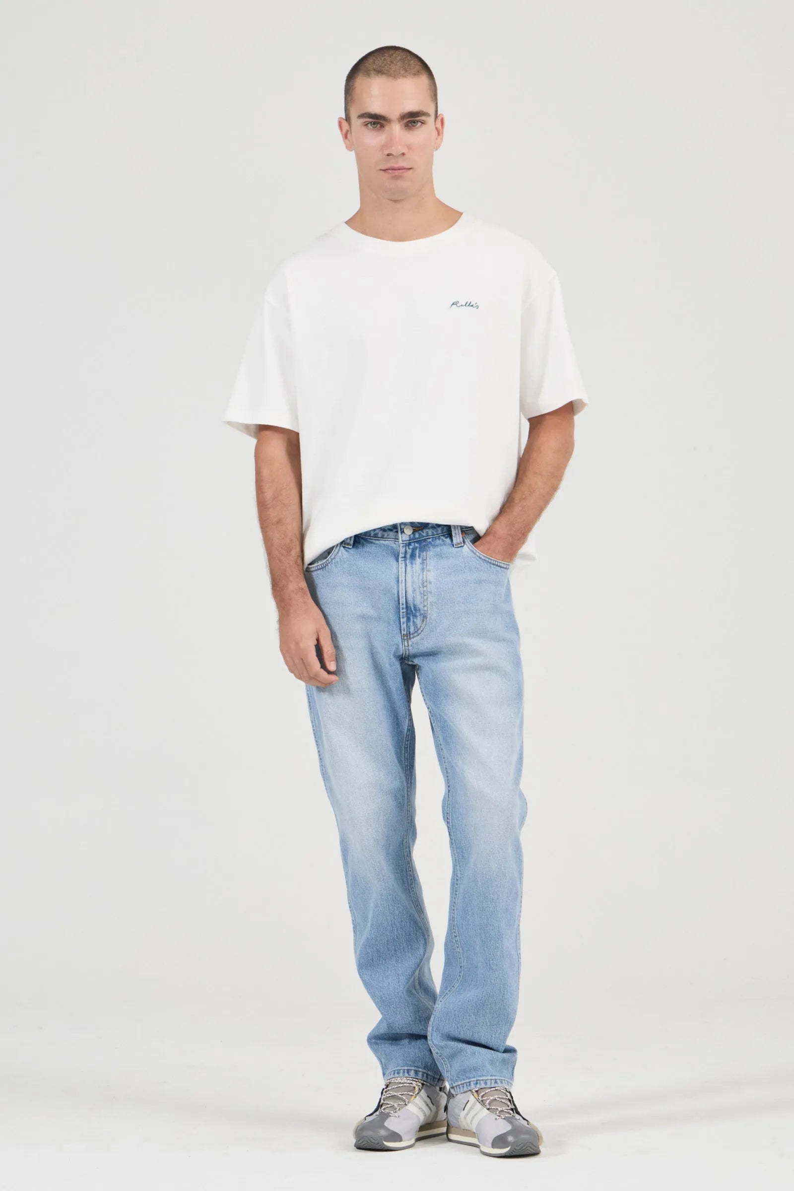 Rancho is a regular-fit straight leg, relaxed through the waist, seat, and thigh, with a clean, classic line from knee to ankle.