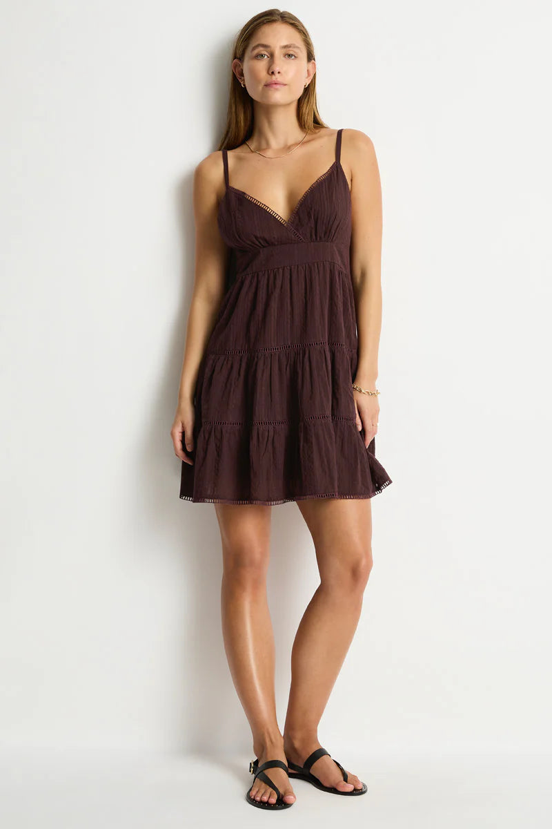 Say hello to your new resort essential. Light, effortless, and made for golden-hour getaways.

Meet the Sea Level Ripples Seersucker Stripe Mini Dress, a refined swim-to-street layer designed for easy packing, versatile styling, and that instantly elevated resort look. Whether you’re slipping it over swimwear or dressing it up for sunset cocktails, this is the piece that makes holiday styling feel completely effortless.