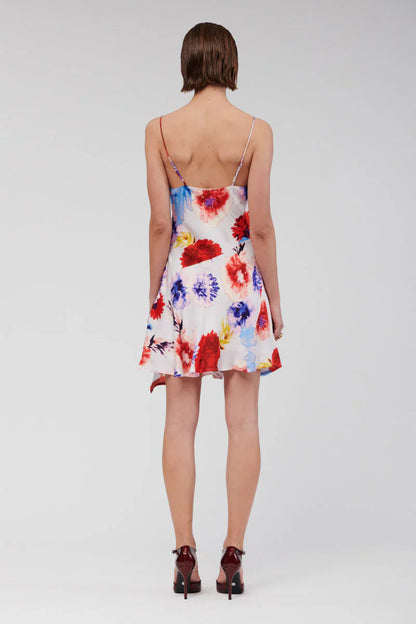Your “effortless but still dressed-up” floral moment has arrived.

The Suboo Amie Slip Mini Dress is made for sunshine days, spontaneous plans, and those nights that start casual and somehow turn into something special. With its vibrant floral print, it brings instant feel-good energy. Fresh, feminine, and flattering on every skin tone.