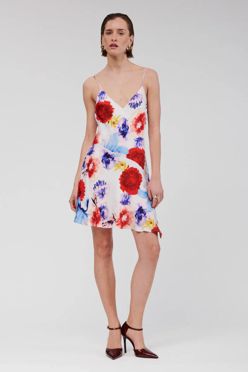 Your “effortless but still dressed-up” floral moment has arrived.

The Suboo Amie Slip Mini Dress is made for sunshine days, spontaneous plans, and those nights that start casual and somehow turn into something special. With its vibrant floral print, it brings instant feel-good energy. Fresh, feminine, and flattering on every skin tone.