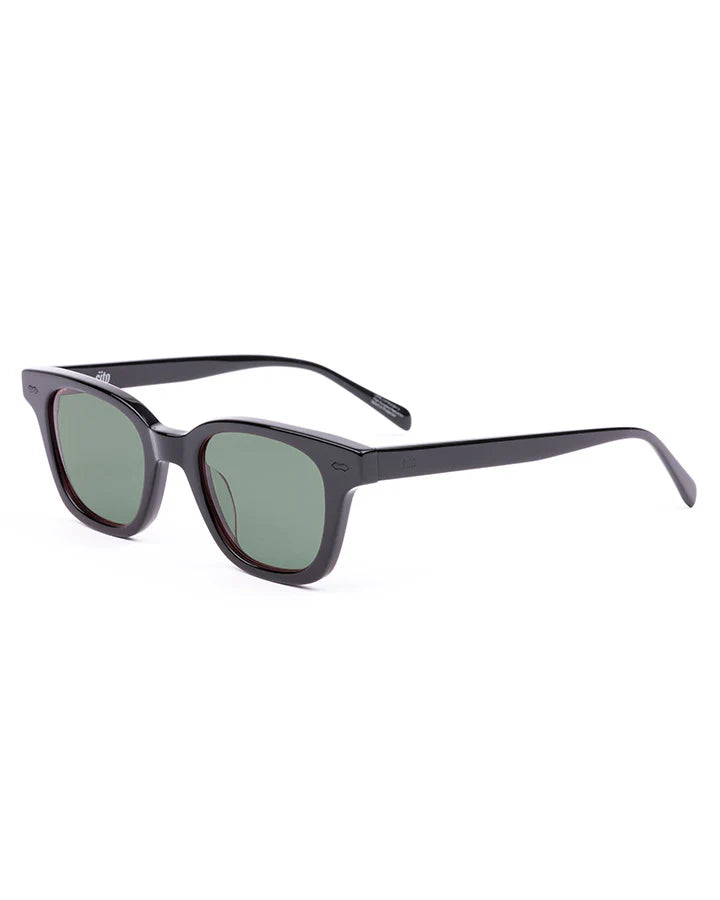 Outer Limits is your confident everyday ride or die, combining boldness and good vibes in a classic staple. With an oversized frame and angular slim rectangle design, it's the perfect fit for most, offering comfort and style in one package.

The medium to large fit complements a variety of face shapes, making it a go-to choice for those who want to make a statement.