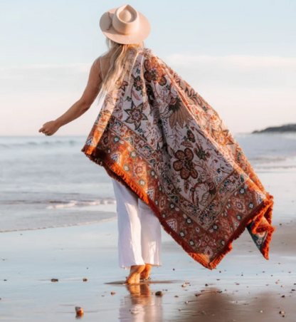 Willow Picnic Rug - XL

The warm bohemian design of our Willow picnic rug features earthy tones set against a sandy backdrop. Creams, browns and green are delicately woven with 100% cotton creating a durable, soft picnic throw. The Willow is the perfect garden or beach blanket to adorn a picnic with friends and loved ones. 

- Made with 100% cotton
