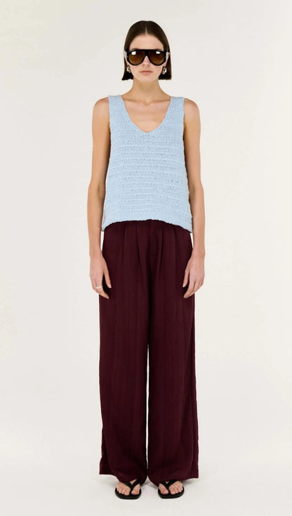Effortless Layers, Endless Style.

Meet the Indie Baby Blue Cotton Knit Tank from Staple The Label, your new go-to for breezy, modern warm-weather dressing. Crafted in a softly textured knit, this sleeveless tank drapes beautifully over the body with a relaxed silhouette that feels easy yet polished.

