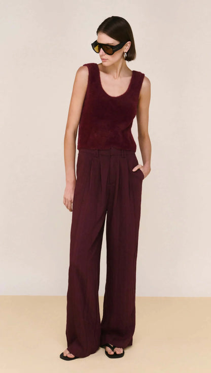Your go-to pants when you want to look polished without even trying.

Meet the Matteo Deep Red Crepe Wide Leg Pant by Staple The Label, a modern classic that blends tailored elegance with an easy, relaxed feel. Designed in a rich Shiraz hue, these pants instantly elevate your outfit while still feeling effortless and wearable.