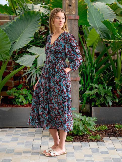 Say hello to your “throw it on and instantly feel beautiful” dress.

The Boho Australia Violette Midi Dress is effortlessly feminine, timeless, and made for those days when you want comfort and elegance in the same breath. With its soft, flowy silhouette and easy wearability, it’s the kind of piece you’ll keep reaching for, season after season.