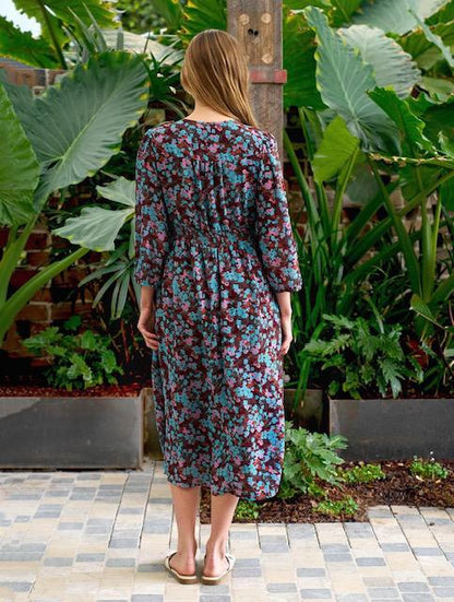 Say hello to your “throw it on and instantly feel beautiful” dress.

The Boho Australia Violette Midi Dress is effortlessly feminine, timeless, and made for those days when you want comfort and elegance in the same breath. With its soft, flowy silhouette and easy wearability, it’s the kind of piece you’ll keep reaching for, season after season.