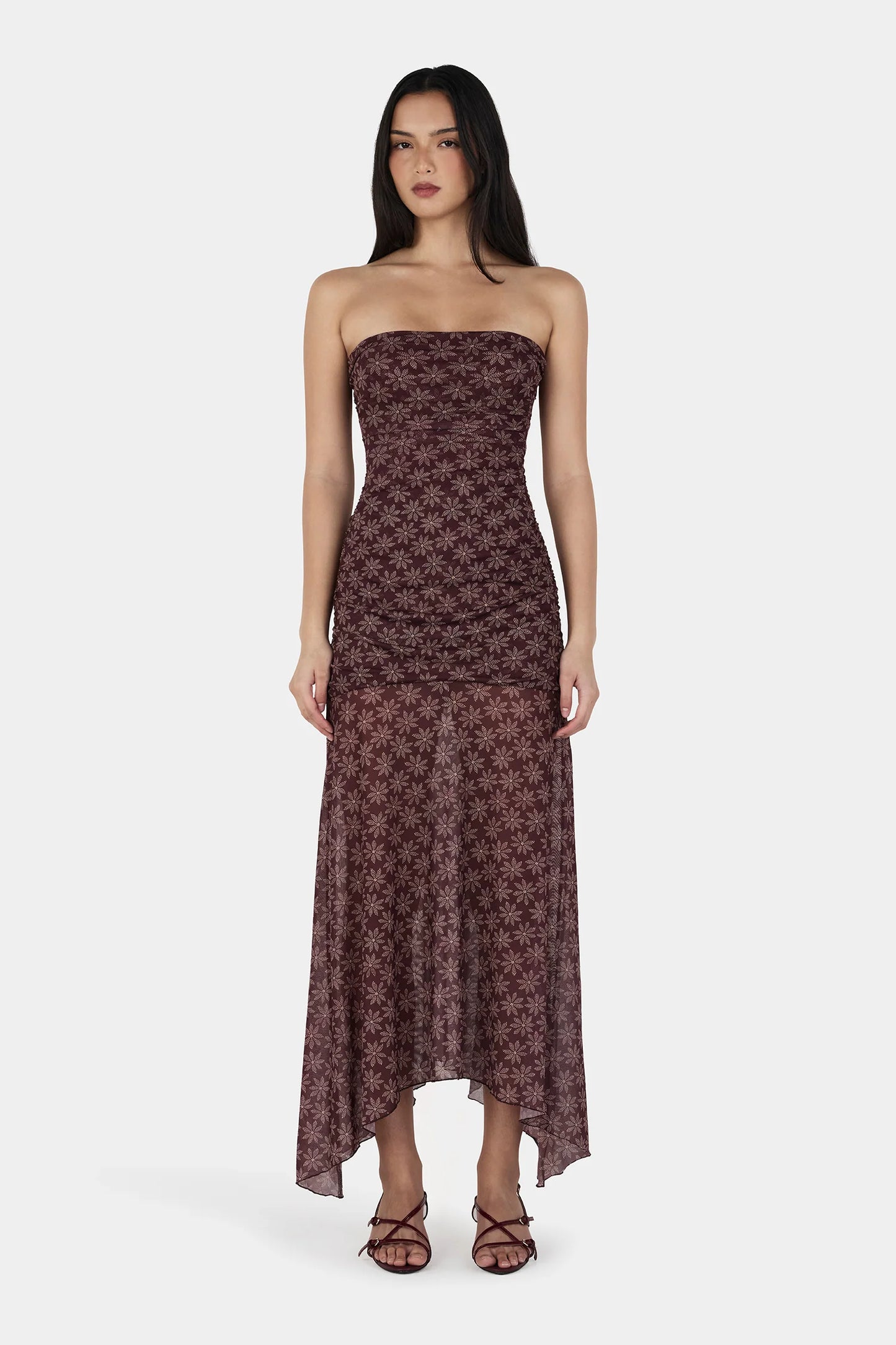 Soft, flirty, and made to move with you. This is your “main character energy” dress.

Meet the Ownley Zella Midi Dress – Daisy Dot Cherry Choc, a strapless silhouette that blends romance and ease in the most effortless way. Designed in a dreamy cherry-chocolate daisy dot mesh, it brings a playful yet elevated vibe that feels perfect for dinners, events, or those nights where you just want to feel a little extra.