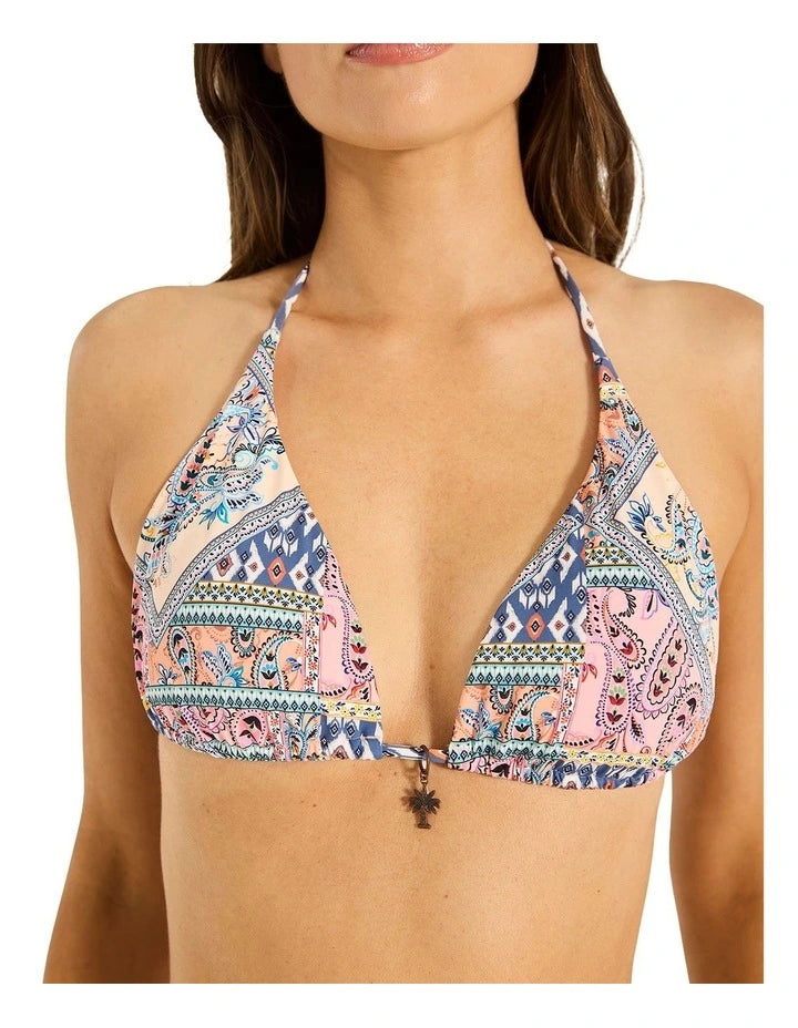Solara Nalani Triangle Bikini Top -Tigerlily

Dive into summer with the Solara Nalani Triangle Bikini Top. This timeless piece gets a fresh update, blending classic swimwear style with modern details. Featuring a traditional halter neck-tie and signature metal charm accents, it's designed to make a splash. This top is ready for all your sun-soaked adventures!




Features:

Can fit fuller bust sizes than classic tri style
Additional side coverage
Signature metal charms
Removable cups
