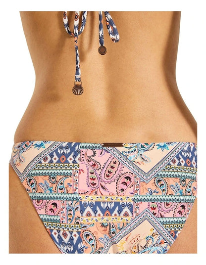 Solara Tiger Bikini Bottom -Tigerlily

Dive into sunny days with the Solara Tiger Bikini Bottom. This classic bikini bottom is all about flattering mid coverage and a versatile design that lets you express your style. Wear it low on the hips for a relaxed, modest look, or pull it up higher on the waist to create a stunning, leg-lengthening silhouette with a modern edge. However you wear it, you'll feel confident and ready for the water.

Features:

Classic leg line
Mid coverage
Signature Tigerlily meta