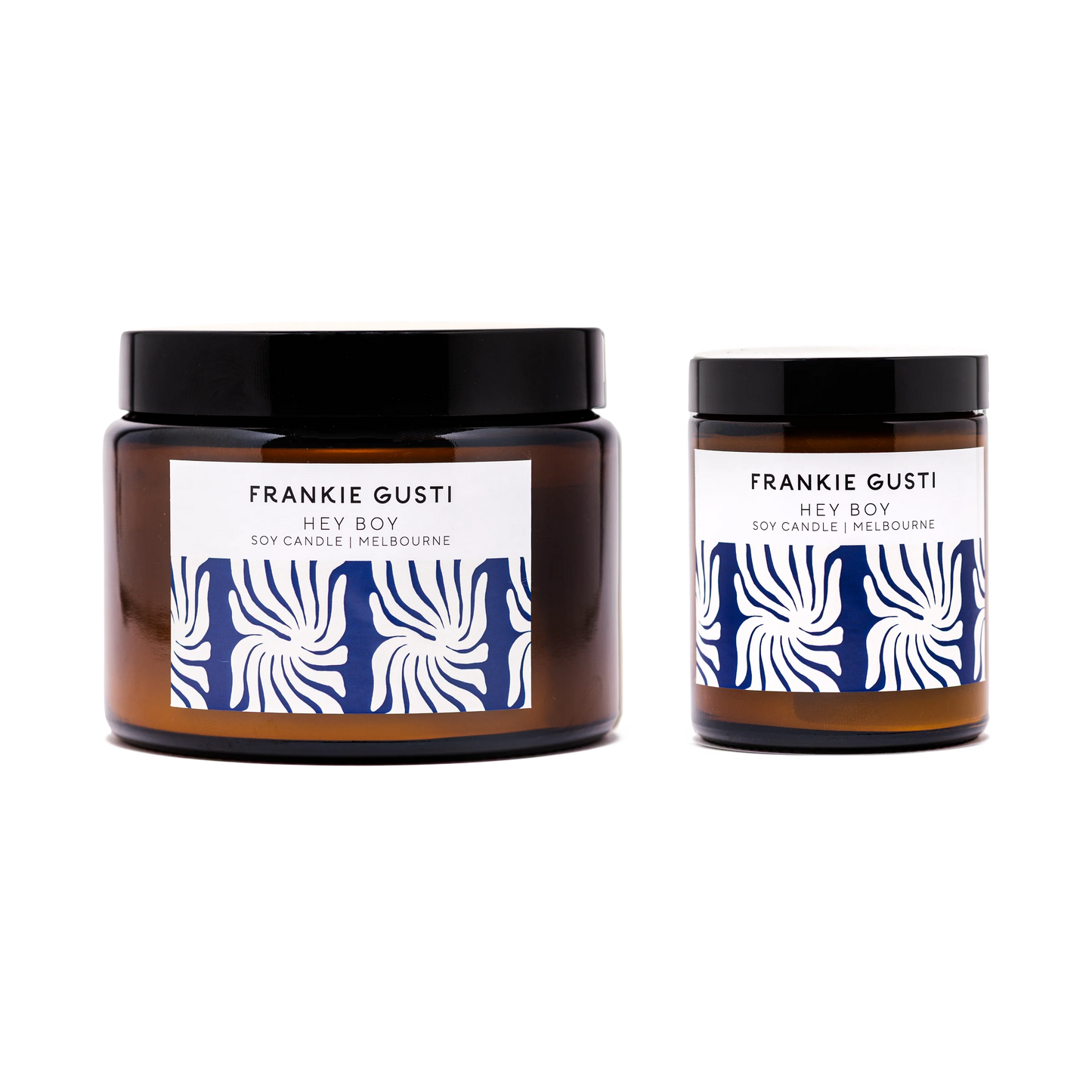 That first-crush kind of scent.
The one that lived in his hoodie.

A true amber fragrance with a bright flicker of lemon and bergamot, melting into warm benzoin and cedar wood, before unfolding into creamy vanilla, Indian sandalwood and a heady patchouli base.