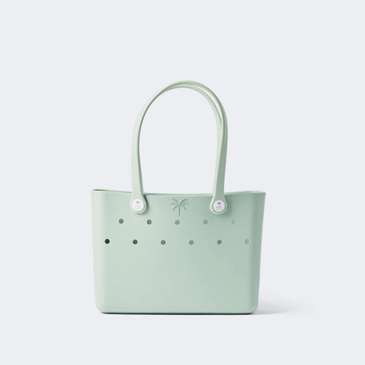 Part of our Summer Limited Edition collection, this Midi is your perfect everyday carry, whether it’s for work, uni, or weekends away.

Calm, clear, and effortlessly cool, Sea Glass captures that just-back-from-the-beach feeling. A soft, ocean-inspired green that’s equal parts fresh and versatile, this hue goes from coastal mornings to city commutes with ease.

