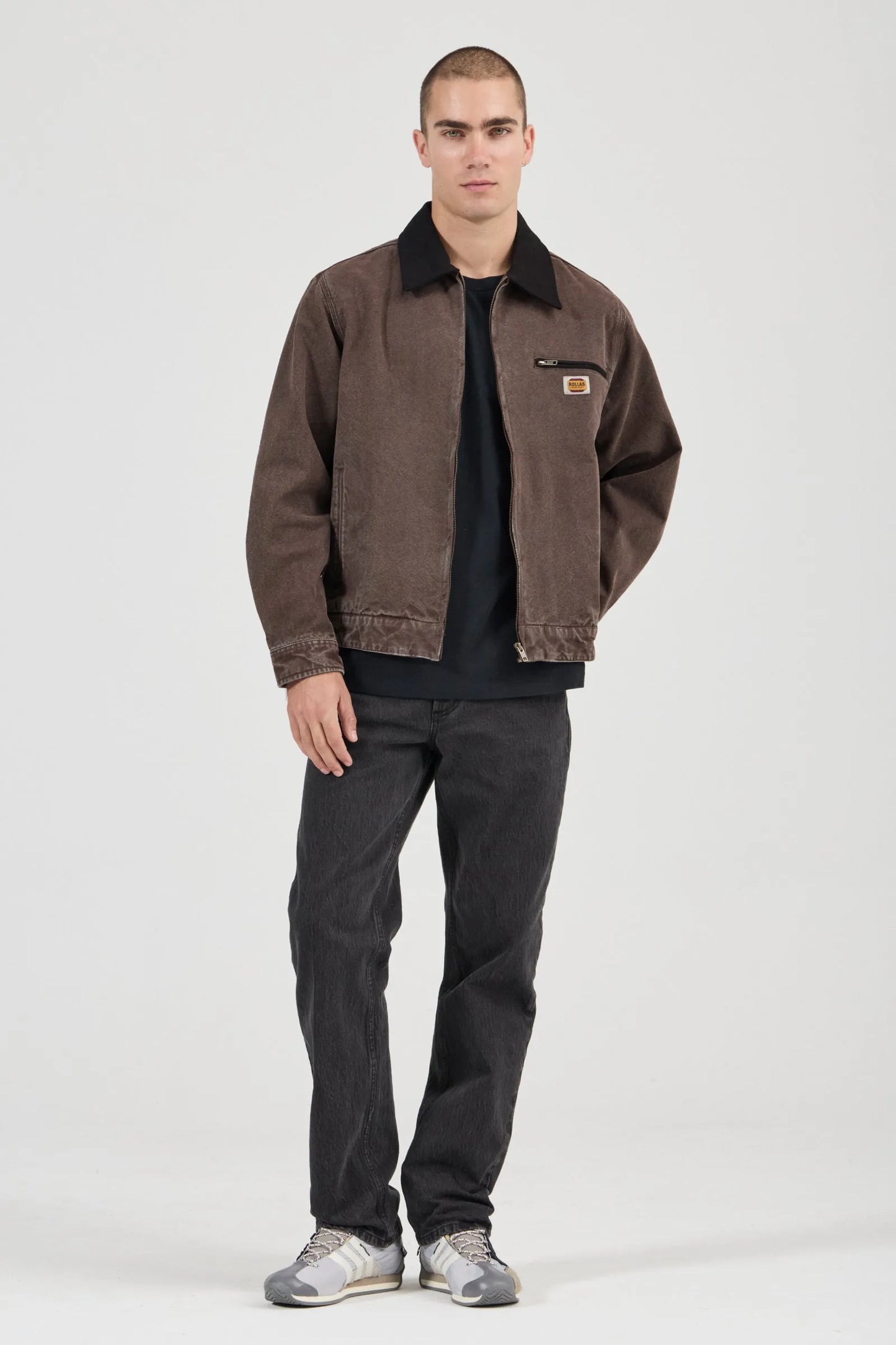 Our best-selling Miner Jacket returns in a rugged, vintage-inspired silhouette
Crafted from premium heavyweight nailhead canvas for lasting durability
Specially dyed and washed to achieve the perfect lived-in, authentic workwear look
Features a contrast corduroy collar and a functional zip-up chest pocket
Finished with a heritage-inspired Rolla's logo patch and zip-front
Designed with a relaxed fit that makes it the ultimate heavy-duty layering piece
Made with 100% Cotton