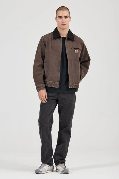 Our best-selling Miner Jacket returns in a rugged, vintage-inspired silhouette
Crafted from premium heavyweight nailhead canvas for lasting durability
Specially dyed and washed to achieve the perfect lived-in, authentic workwear look
Features a contrast corduroy collar and a functional zip-up chest pocket
Finished with a heritage-inspired Rolla's logo patch and zip-front
Designed with a relaxed fit that makes it the ultimate heavy-duty layering piece
Made with 100% Cotton