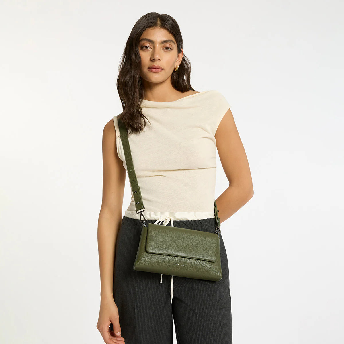 We don't take calling this bag Zenith lightly. As the new high point of your bag collection, 'Zenith' comes with a longer strap for use as a relaxed crossbody, or swap in the shorter strap to transform her into a dressier shoulder bag