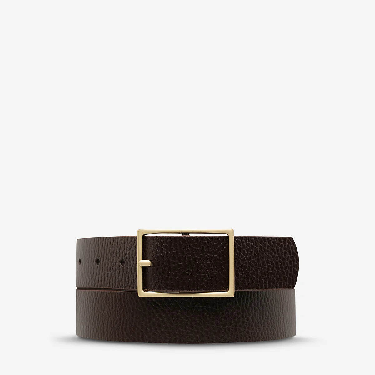 A simple case of less is more. Meticulously handmade from premium cowhide leather, the 'Getting Real' belt is designed with minimalism and daily wear in mind.