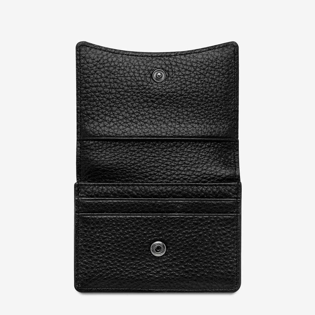 With her compact profile, 'Lumen' will carry all your essentials and still be able to slip into your pocket or the side pocket of your bag. Genius.