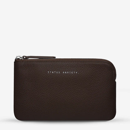 In the high stakes small pouch game, Smoke and Mirrors is the self-confident new kid on the block. Perfectly sized to carry your most important gear like phone, cards, cash, and keys.