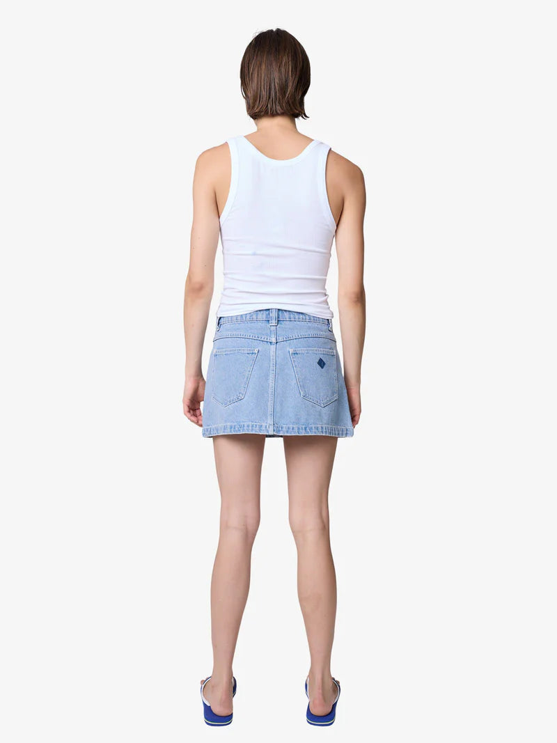’90s cool just called. This is the skirt you’ll wear on repeat.

Meet the Abrand Jeans 95 A-Line Skirt - Jordan, your go-to denim mini for effortless, everyday style. Designed with that iconic ‘90s attitude, it features a flattering A-line silhouette that skims the body just right, giving you shape without feeling restrictive.